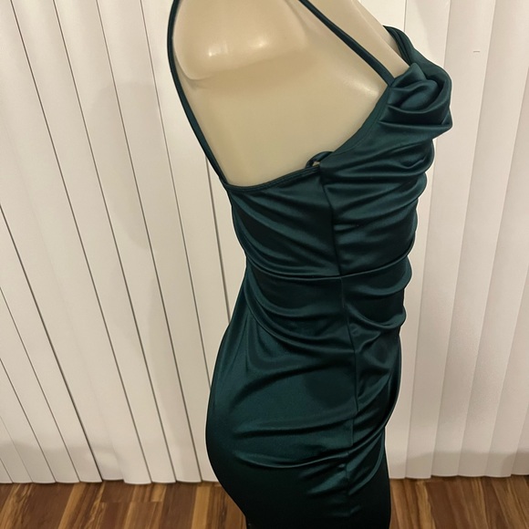 Emerald green silk evening gown - Picture 5 of 5